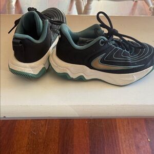 Giannnis by Nike basketball shoes